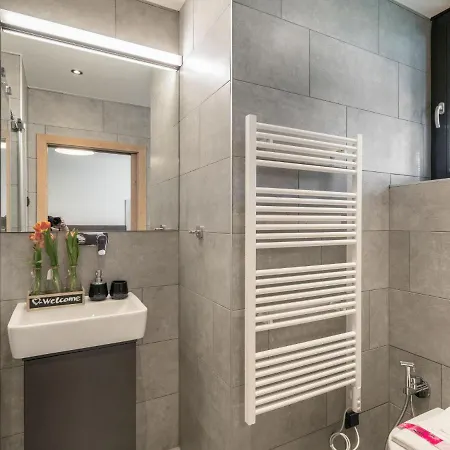3 By Interhome شقة *