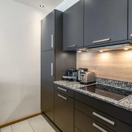 3 By Interhome شقة